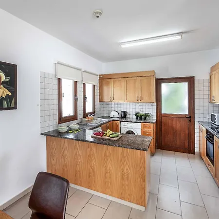 Coral Olympus Poseidon * Peyia